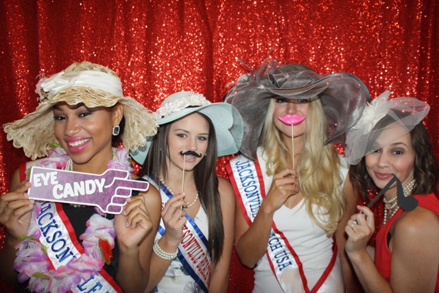 Red Glitz photobooth background